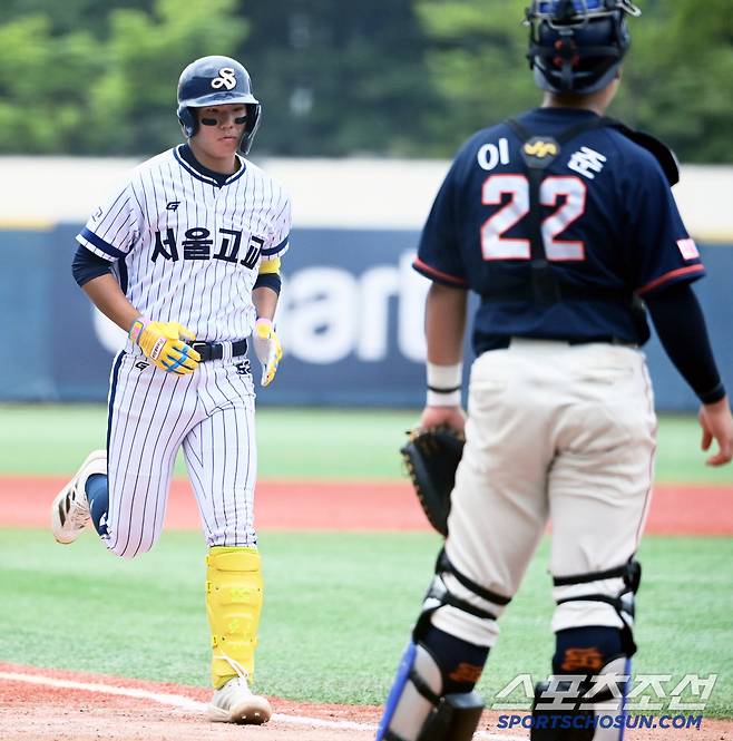 'ML 스카우트 앞에서 무력 시위' 한국의 오타니가 될 괴물 유망주의 등장