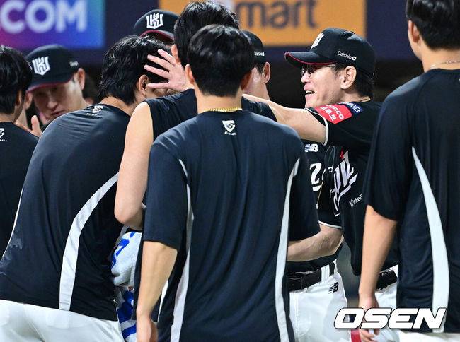 잇몸야구로 전반기 5위 확정 실화냐…마법으로 V2 발판 마련, 500승 감독 약속 “후반기 더 좋은 경기 보여드릴 것”
