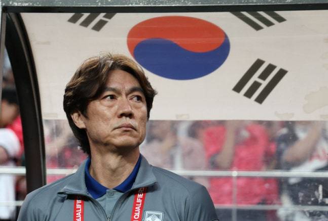 [SPO 현장] '또 스리백 → 홍콩에 2골' 홍명보 감독