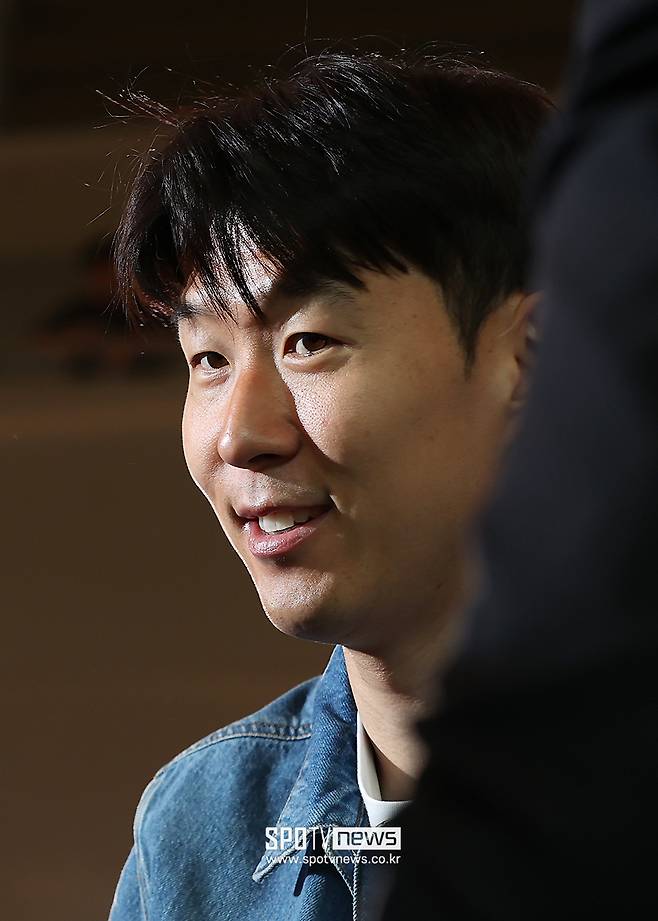 SON 없이 훈련 시작…프랭크 감독, 계속 손흥민 언급 NO