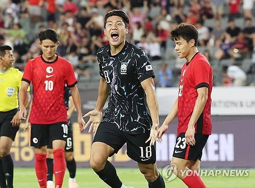 '아버지 이어 태극마크' 이호재, 홍콩전 A매치 데뷔골
