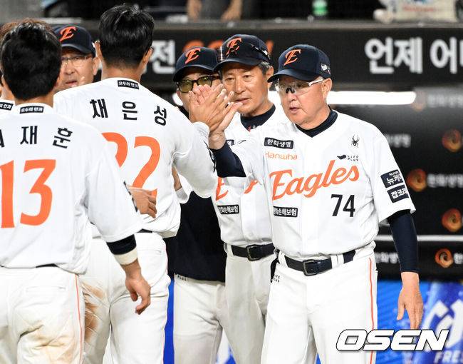 이래서 '990승' 명장이구나, 아무리 외국인 투수들이 좋아도…한화 1위는 '김경문 매직' 맞다