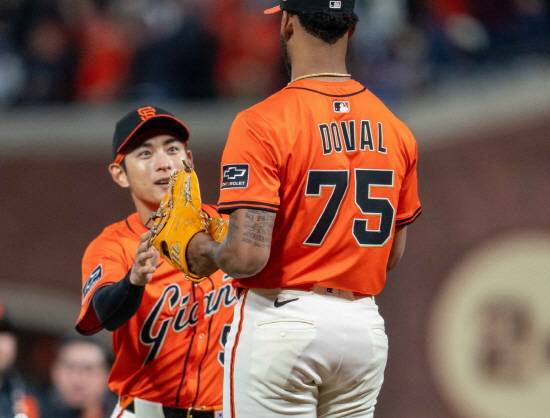 한국인 초대박! 이정후, 다저스전 MVP 뽑혔다!…김혜성은 우수 선수→나란히 3안타 맹활약