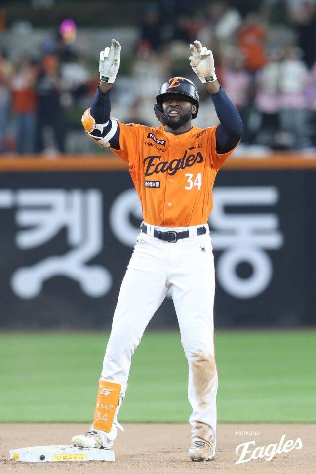 “리베라토가 좋은 활약을 펼쳤는데” 플로리얼의 반응은 이랬다…1위 한화 최대 관심사 ‘누가 떠나나’[MD대전]