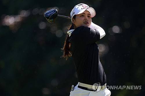 이소미, 에비앙 챔피언십 3R 공동 3위…선두와 1타 차