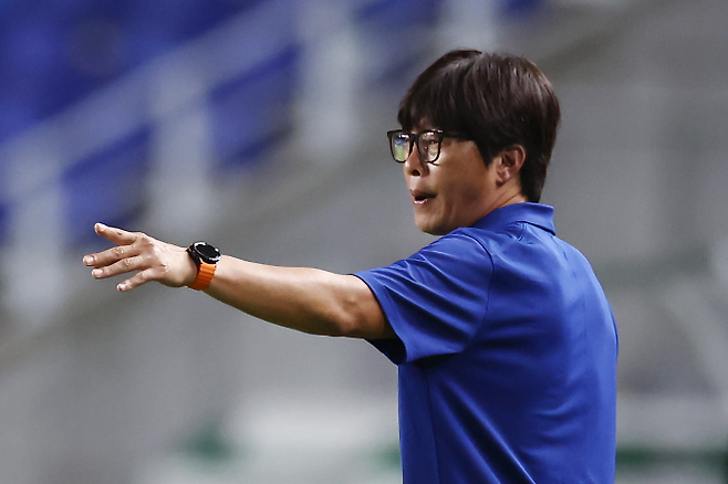 “일본은 세계에서 손꼽히는 강호” 한·일전 극적인 무승부에 여자 대표팀 신상우 감독 “실점 후 따라붙은 부분은 긍정적” [MK인터뷰]