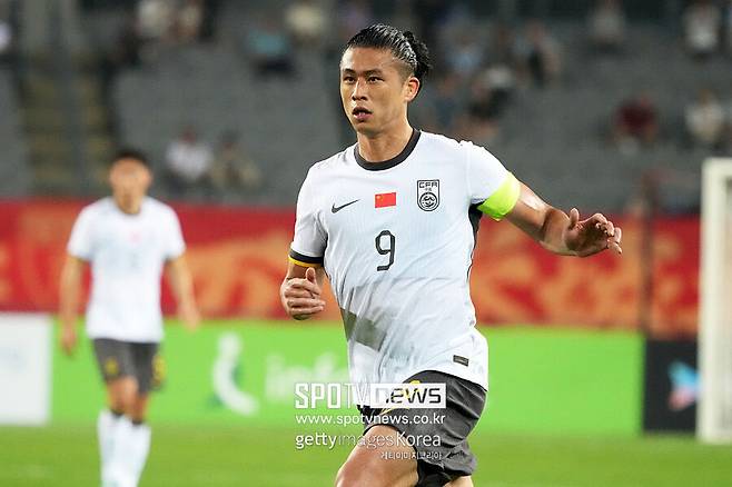 '저 머리 꼴도 보기 싫어' 中 축구 극대노, '올해 0골' 범인 찾았다