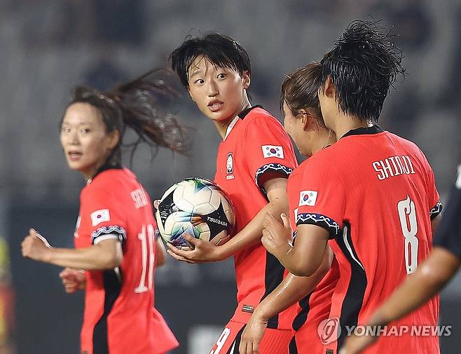 한국, 세계 5위 일본과 극적인 1-1 무승부…정다빈 동점포 '신상우호' 살렸다→20년 만에 우승도 가능 [현장리뷰]