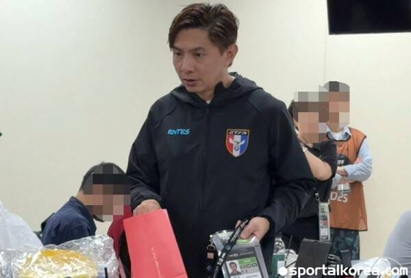 [현장포커스] 작심발언→'한국 중국 일본' 좀 받아 주십쇼!...대만 찬휴밍 감독, 동아시안컵 취재진 향해 호소,