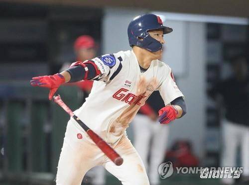 노진혁, 후반기엔 '50억' 존재감 드러낼까