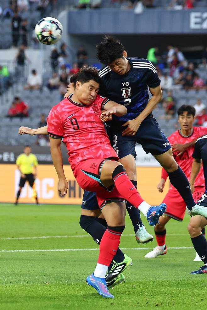 '피지컬의 한국'은 끝! 日 선언, 파이브백 평균 신장 187.4cm →
