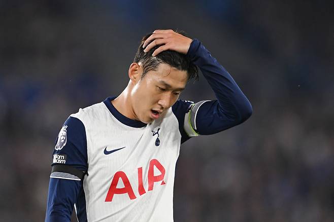 ‘韓 축구 씁쓸한 소식’ “프랭크 감독, 손흥민 없는 미래 구상…토트넘 매각 결단→사우디·미국행 가능성” 英 단독 보도