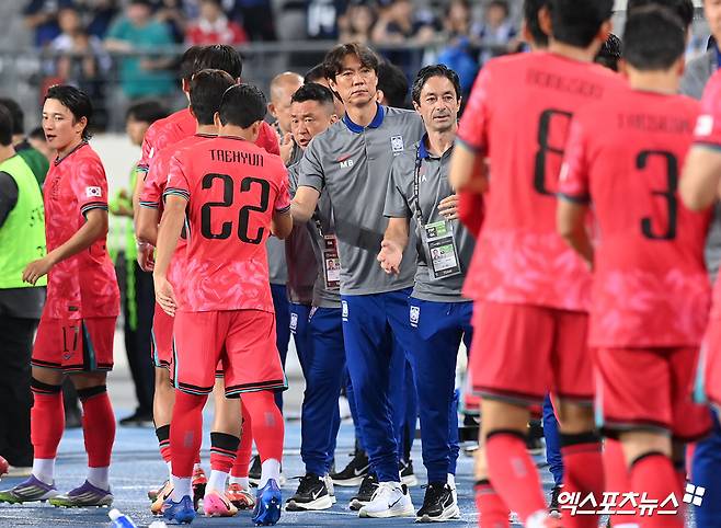 한일전 3연패, 국제적 망신으로…