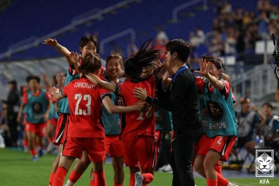 '이기면 우승 확정!' 중국·일본 0-0 무→기적의 수 나왔다...韓 여자축구, 대만 잡으면 20년 만의 정상 탈환