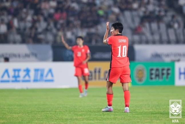 '이기면 우승 확정!' 중국·일본 0-0 무→기적의 수 나왔다...韓 여자축구, 대만 잡으면 20년 만의 정상 탈환
