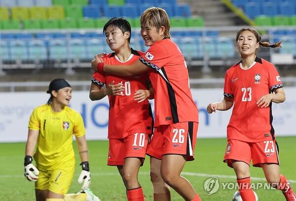 우승 확정골 넣고도 웃지않은 지소연, 민망한 우승이었기에 [동아시안컵]