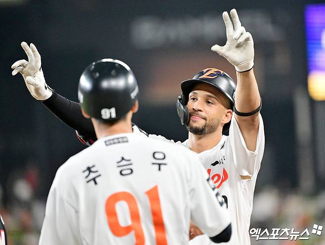 15G 타율 '0.387' 리베라토의 진짜 실력? KT 막강 선발진 상대해야 보인다…운명의 25일 '카운트다운'