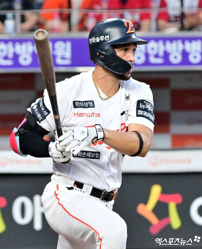 15G 타율 '0.387' 리베라토의 진짜 실력? KT 막강 선발진 상대해야 보인다…운명의 25일 '카운트다운'