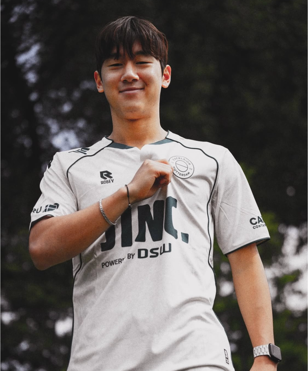 '일본어로 발표' 이럴 수가! 한국인 윤도영, 엑셀시오르 임대 오피셜 날벼락…브라이튼, 공식발표 급히 삭제