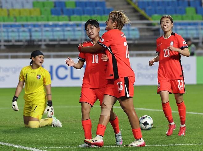지소연 A매치 74호골 결승골…한국 여자축구 기적 연출, 대만 2-0 잡고 20년 만에 동아시안컵 우승