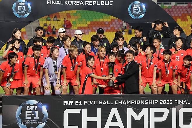 지소연 A매치 74호골 결승골…한국 여자축구 기적 연출, 대만 2-0 잡고 20년 만에 동아시안컵 우승