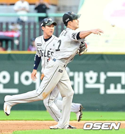 '타율 .387' 정규직 앞둔 임시직 외인도 3주 만에 알아차렸다
