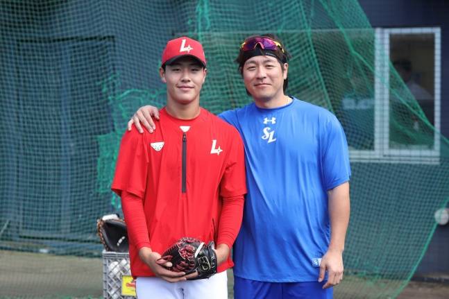 '근육량만 47㎏' 구릿빛 강민호 돼서 돌아온 1R 신인 포수