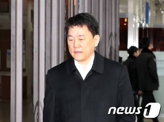 '파행 운영' 히어로즈, '2008년 연습복 유니폼 사태' 잊어버렸나…'이미지 추락' 이어지면 '키움 계약 해지' 가능성 배제 못 해