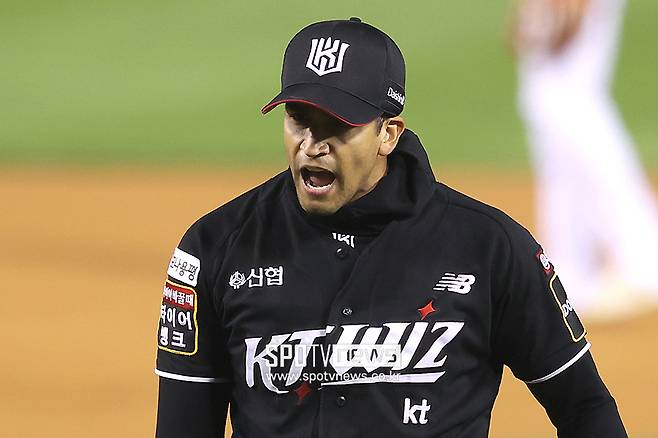 결국 떠나는 KBO 55승 에이스…