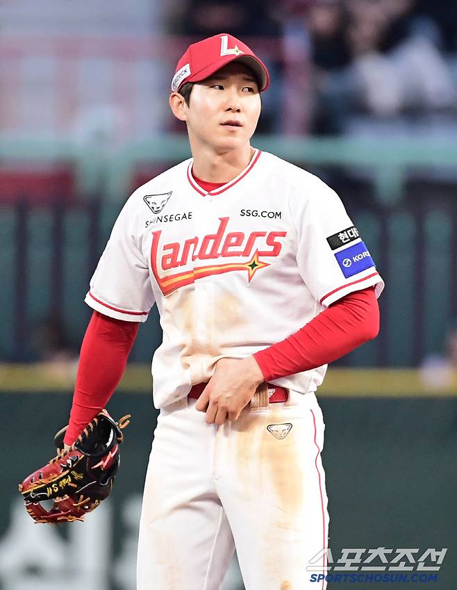 후반기 시작부터 웬 날벼락.. 주전 유격수 이탈! → 우측 대퇴직근 미세손상.
