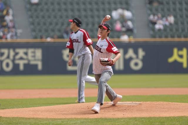 LG, 18일 잠실 롯데전 시구자로 가수 겸 배우 김요한 선정…“선수들에게 힘 드리고파”