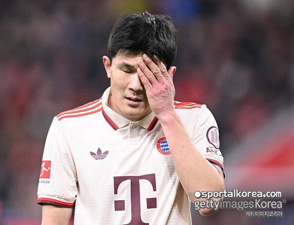 韓 축구 초대박! '괴물 수비수' 김민재, '세계 챔피언' 첼시 이적 초읽기…