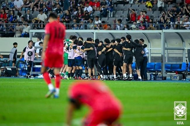 “홍명보호, 현대축구 흐름에 뒤처져…축구력·행정력 밑천 드러나” 신문선 교수가 바라본 동아시안컵 [MK인터뷰]