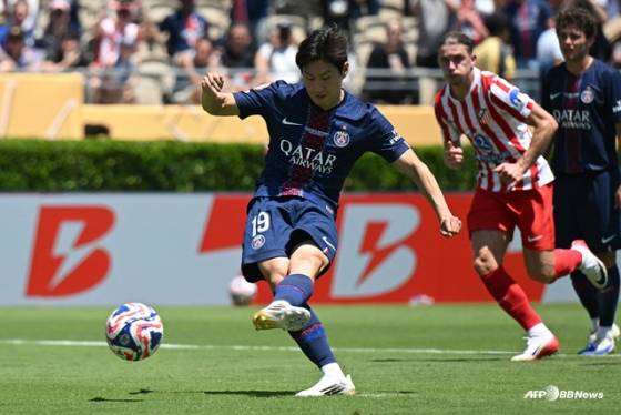 '반전' 이강인, PSG 남는다