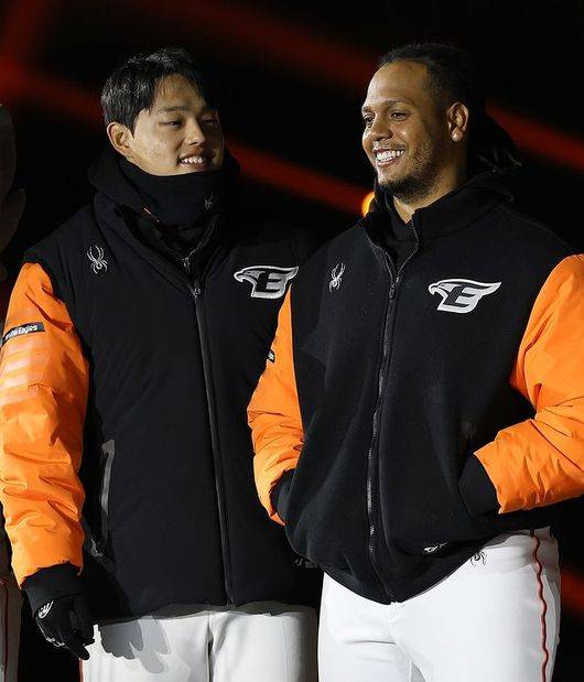 아쉬움 속에 한국 떠난 '문동주 멘토' 前 한화 페냐, 대만리그 폭격...ERA 1.75 'CPBL 1위'
