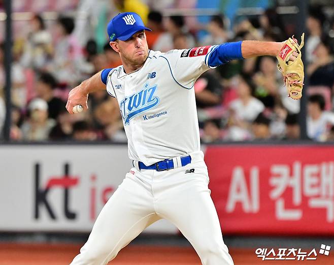 폰세-감보아 이어 또 나타났나?…'KBO 데뷔전 이닝 순삭쇼' 패트릭, KT 팬들 설렌다→한화전 2이닝 KKK 퍼펙트 [수원 현장]