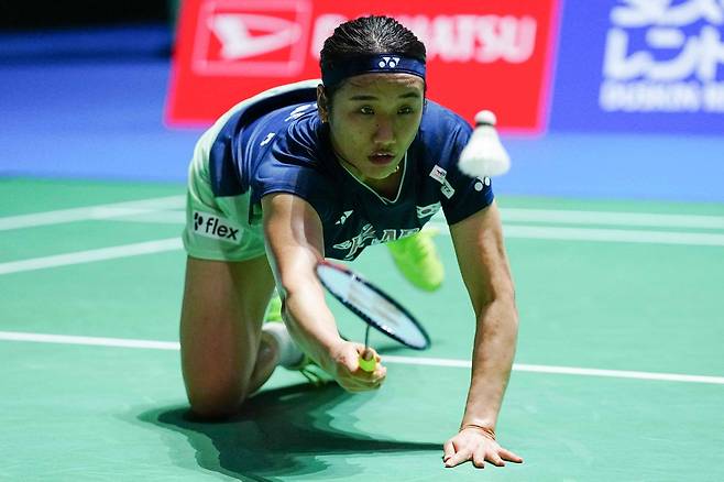 군지의 기세를 가볍게 누른 ‘셔틀콕 여제’ 43분 만에 2-0 완승···일본오픈 결승행, ‘왕즈이 나와!’