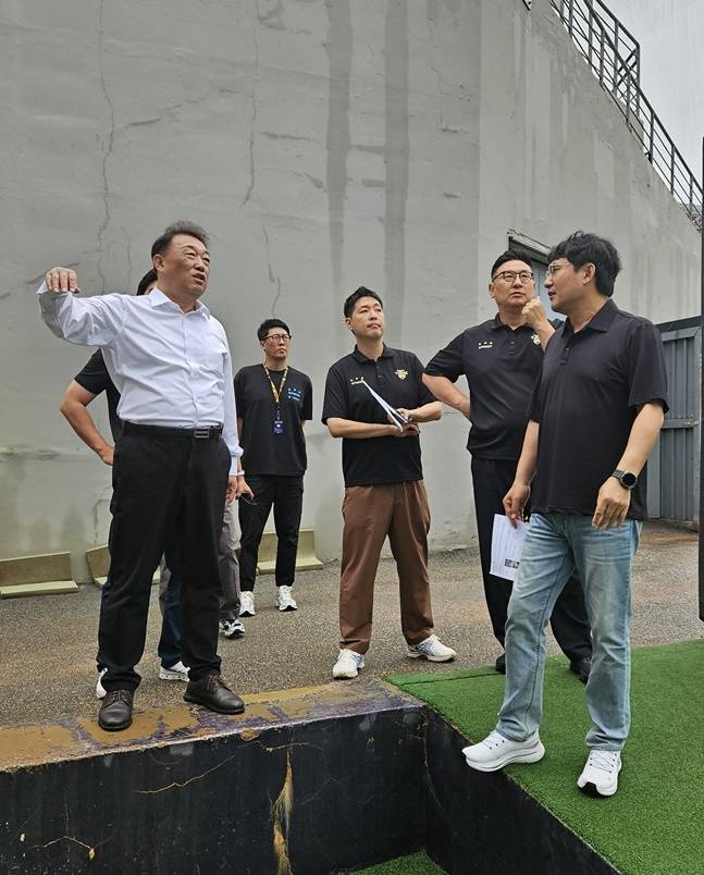 KIA 최준영 대표, 광주 극한호우에 '챔필' 직접 점검했다