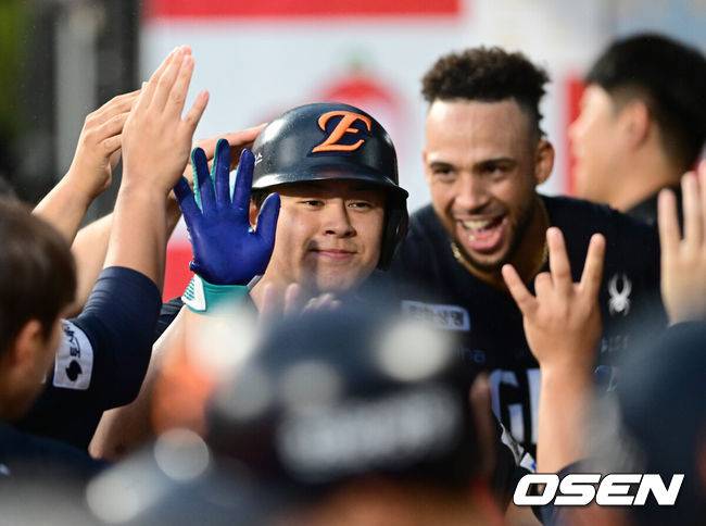 한화 정녕 질 생각이 없는 건가…노시환, 우규민에 균형 깨는 18호포 폭발 ‘6-5 리드 잡았다’ [오!쎈 수원]
