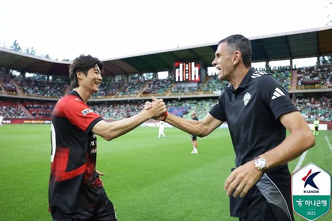 기성용, 포항 데뷔전서 '스승 포옛' 전북에 2-3 대역전패…전북은 공식전 '21G 무패행진'[현장리뷰]