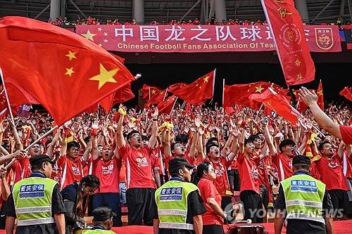 中 축구 대충격! 대표팀 공중분해 '이럴 수가'…월드컵 탈락→9월 국대 훈련 포기 고려