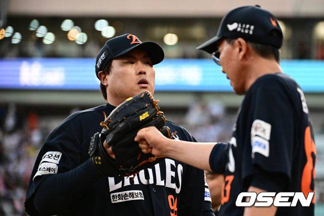 ‘1위 한화가 미쳤어요’ 만루홈런 외치자 진짜 만루홈런 쳤다! KT 10-0 완파→9연승 질주…류현진 51일 만에 승리 기쁨 [수원 리뷰]