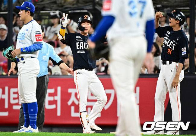 ‘1위 한화가 미쳤어요’ 만루홈런 외치자 진짜 만루홈런 쳤다! KT 10-0 완파→9연승 질주…류현진 51일 만에 승리 기쁨 [수원 리뷰]