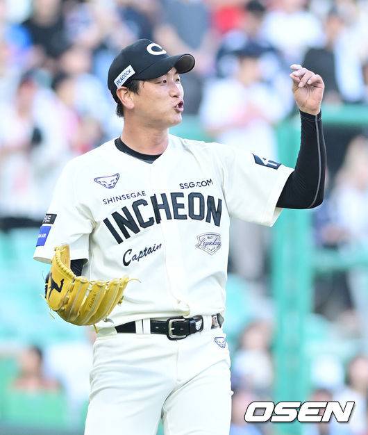 ‘KKKKKKKKK’ 류현진 맞대결에 불타올랐나…‘149km 직구-142km 슬라이더’ 김광현, 사상 첫 맞대결 준비 마쳤다