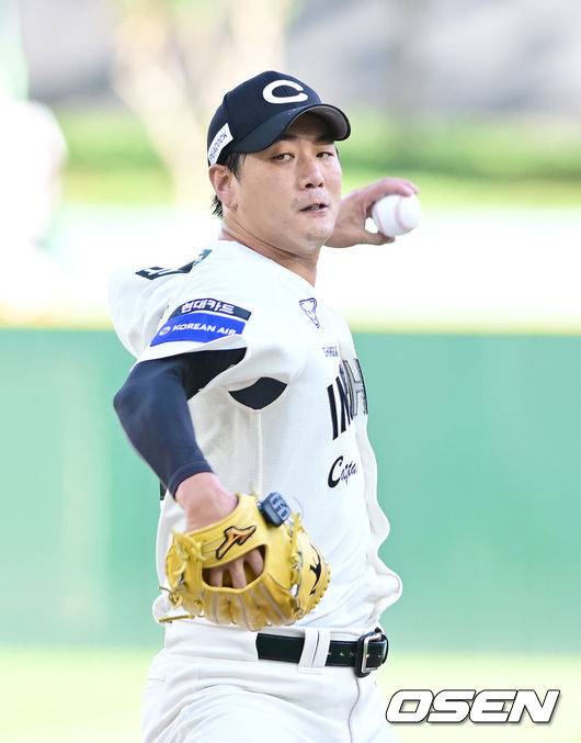 ‘KKKKKKKKK’ 류현진 맞대결에 불타올랐나…‘149km 직구-142km 슬라이더’ 김광현, 사상 첫 맞대결 준비 마쳤다