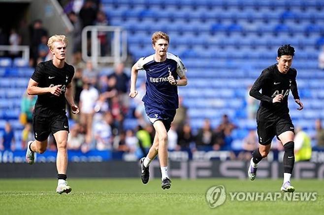손흥민 부상 대충격! '최저 평점' SON 알고 보니 통증?…