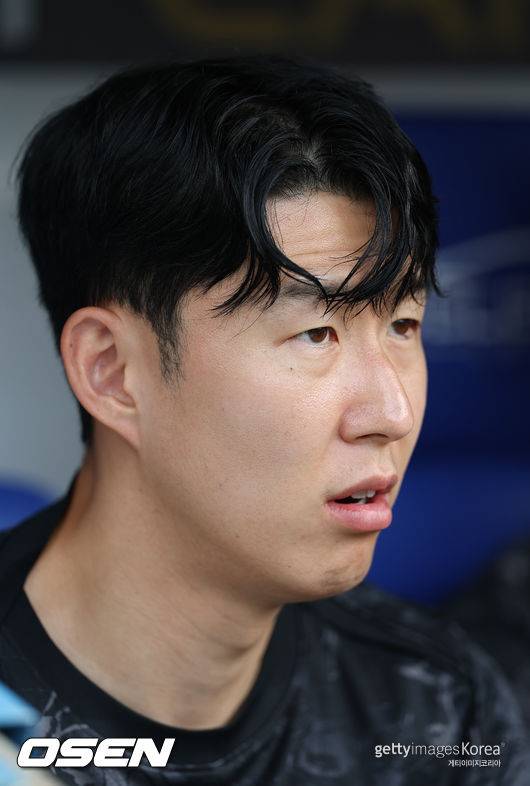 손흠민이 부진한 이유가 있었다.. 홈팬에 녹슨 움직임 야유 받은 이유는 허리 부상