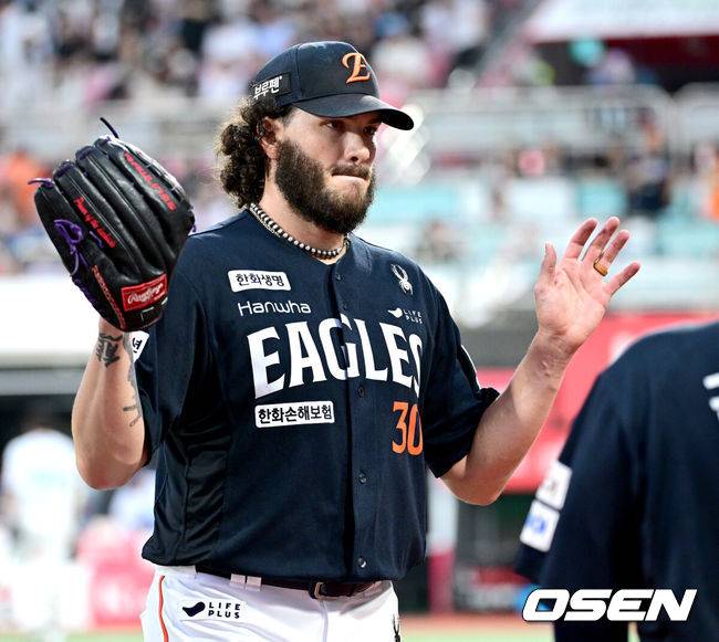 폰세가 MVP 못 받을 수도 있다니, 호세-테임즈급 괴물 타자 때문에…대체 왜 성적이 안 떨어지지?