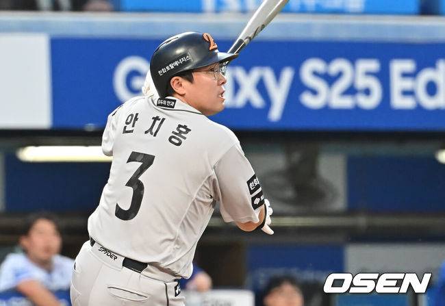 ‘한화 마지막 퍼즐’ 72억 내야수, 2타점 적시타 그러나 치명적 실책→비자책 4실점 아쉽네