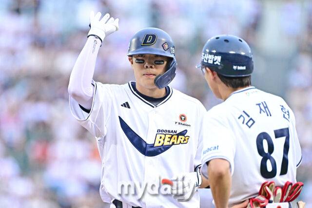 '홈런→3루타→2루타→땅볼' 아쉽다 사이클링 히트…
